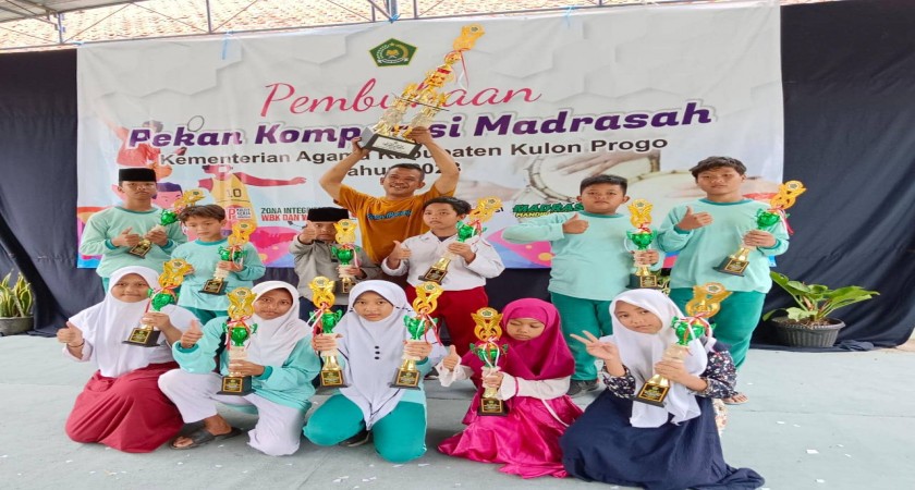 MIN 1 Kulon Progo Raih Juara Umum Pekan Kompetisi Madrasah