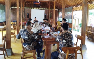 Kepala Madrasah MIN 1 Kulon Progo Pimpin Rakordasi Kelompok Kerja Kepala Madrasah Ibtidaiyah Provinsi DIY